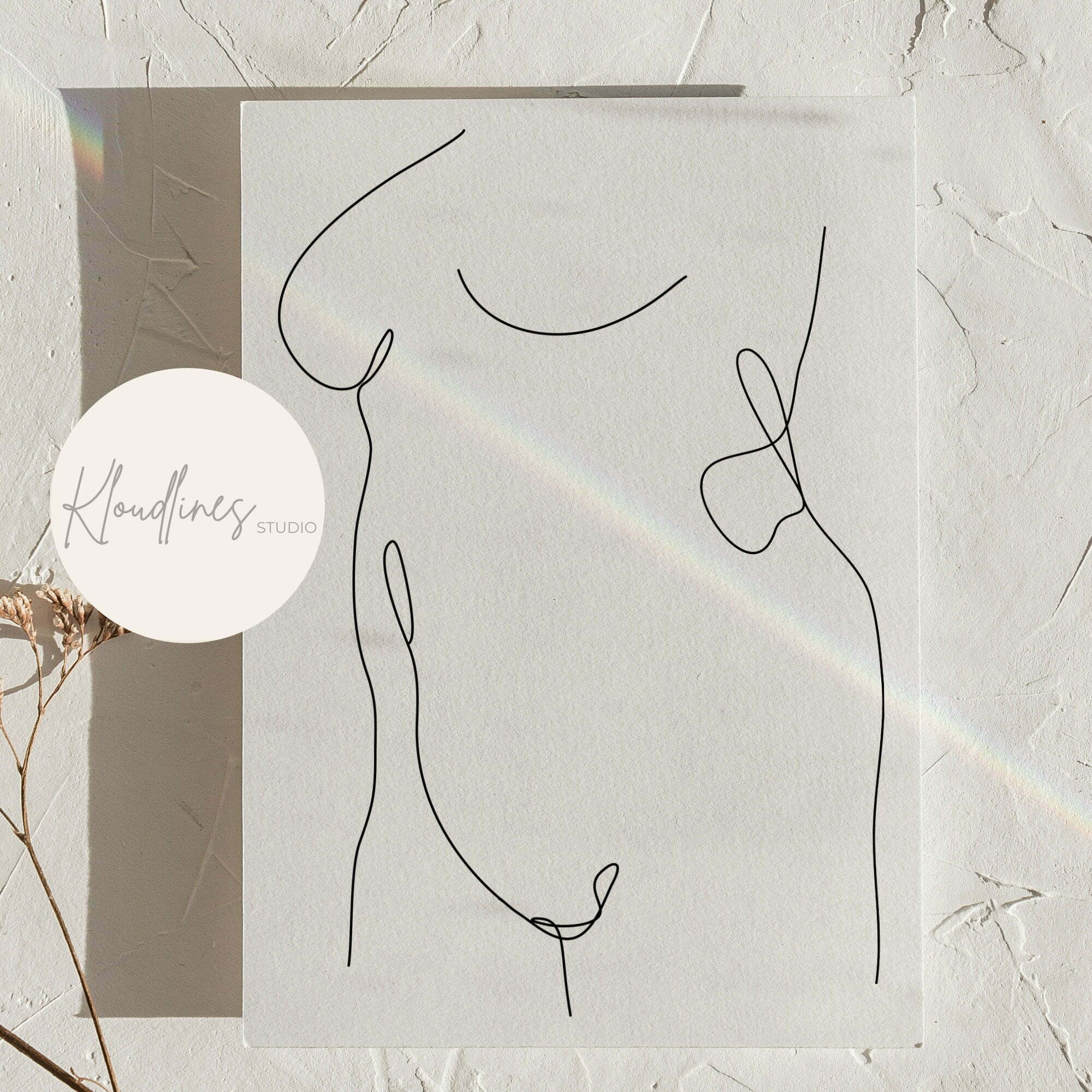 Ashley - Curvy Woman Poster Minimalist Wall Art Print
